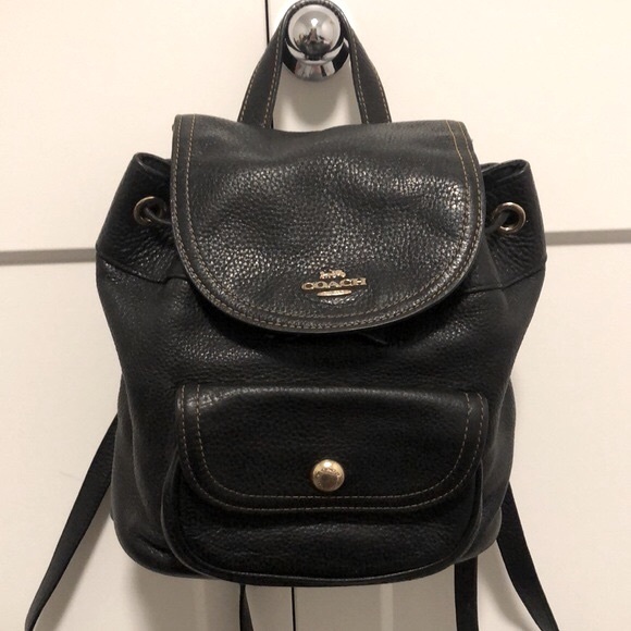 [Coach] Pebbled Black Leather Drawstring Button Flap Adjustable Backpack - Picture 2 of 11